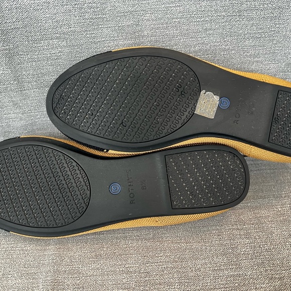 Rothy's The Flat camel & black captoe - Picture 6 of 10